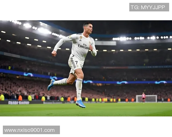 足球球星激情接吻瞬间曝光引发热议瞬间成焦点话题 足球球星激情接吻瞬间曝光引发热议瞬间成焦点话题