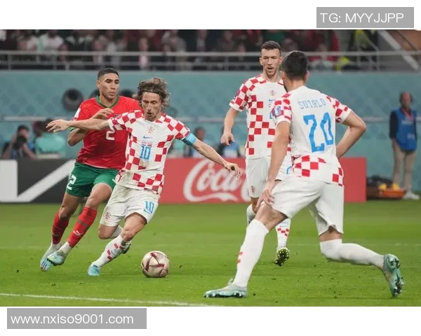 克罗地亚现役足球球星全面解析与未来发展趋势展望 克罗地亚现役足球球星全面解析与未来发展趋势展望