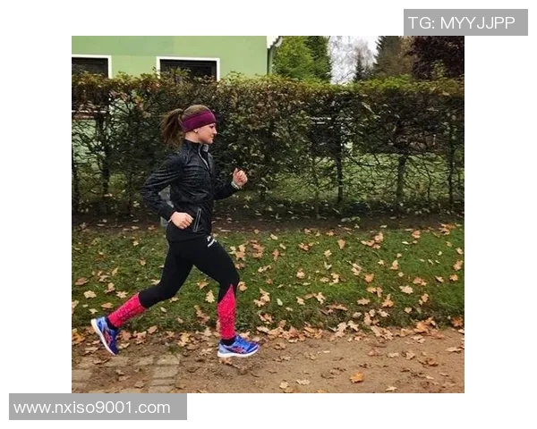 晨跑足球球星揭秘：那些坚持晨跑的足球巨星背后的故事